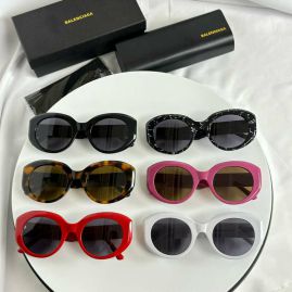 Picture of Balenciga Sunglasses _SKUfw55796909fw